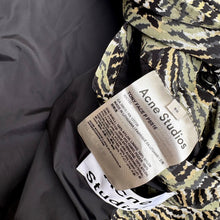 Load image into Gallery viewer, ACNE STUDIOS SS16 TONY FACE LIGHT JACKET