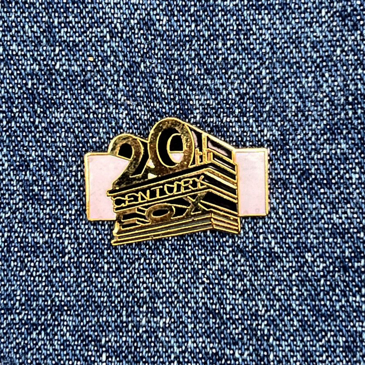 20TH CENTURY FOX 90'S PIN – Temple of Nostalgia