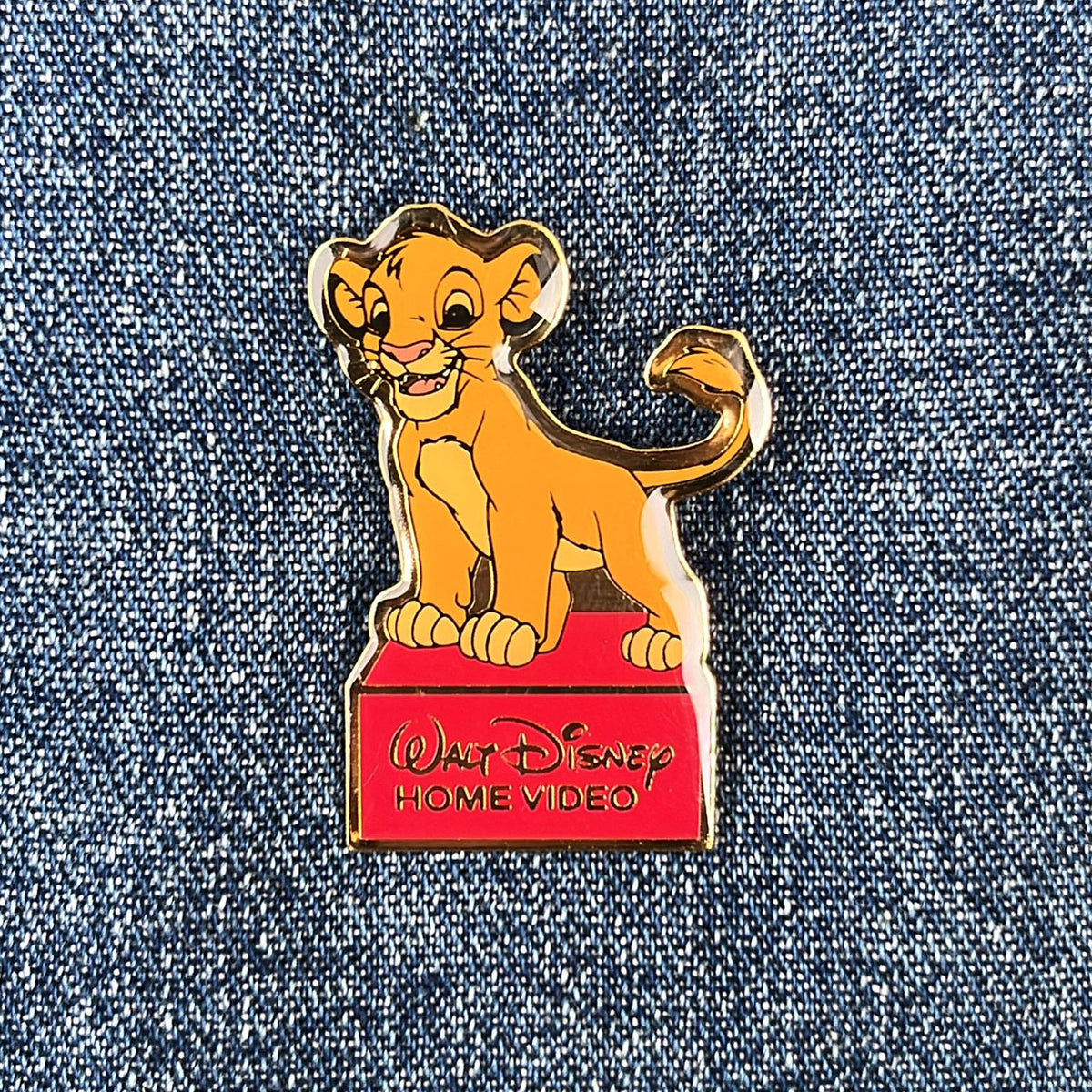 DISNEY HOME VIDEO SIMBA 90'S PIN – Temple of Nostalgia
