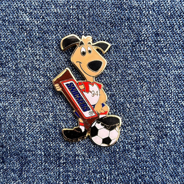 WORLD CUP SNICKERS '94 PIN