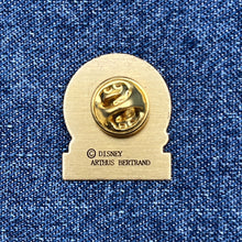 Load image into Gallery viewer, DISNEY CLUB 90&#39;S PIN