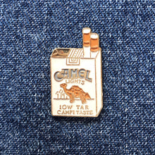 Load image into Gallery viewer, CAMEL CIGARETTE PACK 90&#39;S PIN