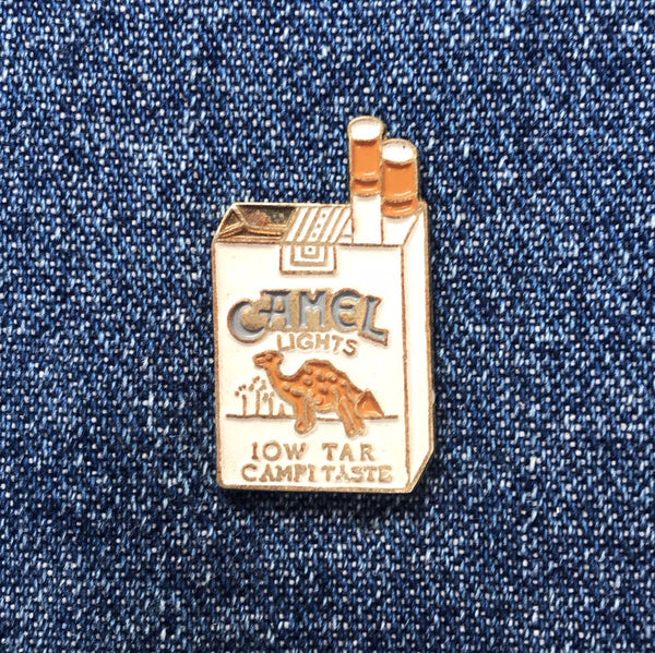 CAMEL CIGARETTE PACK 90'S PIN